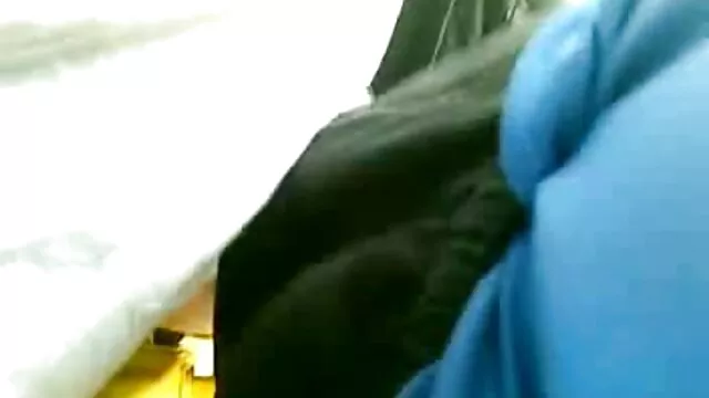 Nóng khiêu dâm, không giấy đăng ký  Duyên dáng cai phim xex nhat ngục